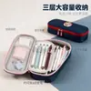 Estuche para lápices bordado estilo británico, bolsa de almacenamiento de gran capacidad de tres capas de tela Oxford, bolsa para lápices de papelería para estudiantes al por mayor