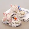 Sandalias para Niñas Kuromi 2025 Nuevo Verano Moda Infantil Zapatos Deportivos de Malla Superficie de Malla Hueca Zapatos Blancos