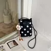 Bolso de Hombro Único de Moda Verano 2026, Bolso Cubo Simple Vintage para Mujer, Bolso de Teléfono Simple de Hombro Único Estilo Coreano de Nicho