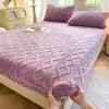 Comercio Exterior Transfronterizo se Especializa en Sábanas Individuales de Tafetán y Cubrecamas Amigables con la Piel, Cómodos, Espesos y Cálidos, Venta al por Mayor de Fabricantes Taiwaneses de Ropa de Cama