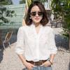 Camisa Bordada de Manga Tres Cuartos Calada con Cuello en V para Mujer Otoño, Blusa Estilo Francés con un Toque de Lujo