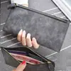 Carteira Longa Fosca Simples Europeia e Americana Feminina Fina com Zíper Carteira de Mão Carteira de Estudante Bolsa para Celular Bolsa de Cartão da Moda
