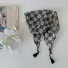 Lenço Triângulo Azul Artístico Estilo Coreano Fresco e Leve com Franjas para Mulheres, Ambiente de Primavera e Verão, Decoração de Xale Leve e Respirável