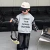 Moletom Masculino Falso Duas Peças com Manga Longa, Moda Nova Primavera e Outono 2026 Estilo Coreano, Tendência de Moletom Casual Masculino