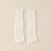Meias de Cinco Dedos Mais Vendidas Femininas Meia-Perna Primavera e Outono Novo Estilo Base Massageadora Respirável Resistente a Odores Meia de Dedos Divididos Esportiva Venda Direta da Fábrica