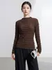 Top de Ropa Interior de Principios de Primavera con un Diseño Elegante, Corte Ajustado, Mangas Largas, Sensación de Alta Gama, Color Sólido, Camiseta Simple de Issey Miyake