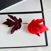 Folhas Simuladas com Cores Ricas, Novas Folhas de Bordo para Fotografia, Adereços de Decoração para Casamentos ao Ar Livre, Artesanato Atacado de Folhas Artificiais
