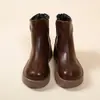 Botas Martin casuais versáteis e confortáveis 2026, novas botas femininas outono/inverno, bico redondo, sola grossa, que aumentam a altura, com zíper traseiro, tornozeleiras