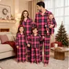 Moda casual de Natal conjunto de pijama xadrez com lapela de manga comprida para família pai-filho 2638 pijamas de Natal para família