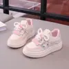 Zapatos de niña Kuromi 2026 primavera y otoño nuevos versátiles zapatillas deportivas infantiles con suelas blandas para niñas pequeñas y estudiantes