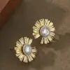 Estilo Coreano Súper Hada Dulce Temperamento Hada Estilo Pedrería Circonita Girasol Aretes de Botón Nicho Exquisitos Versátiles para el Trabajo