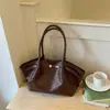 Bolso de Mano Elegante Tejido Texturizado Estilo Coreano Retro 2026 Verano Nuevo Gran Capacidad Casual para el Trabajo Bolso de Hombro Único