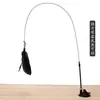 Venta al por mayor del fabricante Ventosa Alambre de acero Pluma Palo para provocar gatos Juguete interactivo para gatos para aliviar el aburrimiento Caña extendida para provocar gatos Suministros para gatos