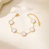 Pulsera de Acero Inoxidable Chapado en Oro de 18K con Flor de Concha de Cinco Pétalos, Colorida, Sencilla, de Moda, de Alta Gama, Tendencia para Mujer