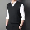 Suéter grueso cálido sin mangas con cuello en V para hombre, chaleco, chaleco, suéter básico para abuelo de mediana edad con lana