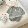 Camisa de punto de estilo preppy de moda con cuello polo, top versátil para el verano, versión coreana, camisa de punto de moda para niños