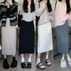 Saia Midi de Veludo Cotele de Cintura Alta Feminina Outono e Inverno Modelo A que Cobre o Quadril Saia Emagrecedora Saia de Suéter de Inverno Estilo Ocidental