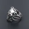 Anillo de acero de titanio de moda retro personalidad calavera fantasma dominador marea macho anillo de comida joyería punk SA574
