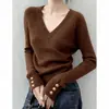Elegante suéter gris con cuello en V estilo francés para mujer, nuevo modelo otoño/invierno 2026, se puede usar como capa exterior o como capa base, top de punto