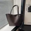 Bolsa de Ombro Nova Outono e Inverno Design de Nicho Bolsa Tote 2025 Tendência de Moda Textura Simples Casual para Mulheres