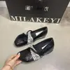 Zapatos Planos de Mujer de Diseño Único con Tacón Oculto y Punta Cuadrada, Estilo Mary Jane de Suela Gruesa, para Combinar con Vestidos, Primavera/Verano 2026