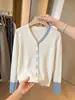 Suéter cárdigan chaqueta de punto de manga larga con cuello en V de color contrastante para mujer, estilo coreano holgado de principios de otoño, top versátil, moderno y delicado