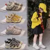 Sandálias Fechadas de Verão Novas para Crianças 2026, Color Blocking da Moda, Unissex, Fecho de Velcro, Anti-Chute, Vazadas, Sapatos para Esportes ao Ar Livre