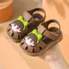 Sandalias Infantiles de Dibujos Animados para Verano 2026 Zapatos de Casa para Bebé Niños y Niñas Zapatos Cerrados para Niños Pequeños Fabricante Venta al por Mayor