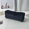 Almofada Quente de Pelúcia Macia, Várias Cores Disponíveis, Almofada Confortável e Amiga da Pele para Sofá, Cama e Cochilo