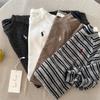 Camisetas de manga larga para niños T2025 Ojos entrecerrados Otoño e Invierno Nuevos Productos para Niños y Niñas Camisetas Interiores Versátiles Bordadas Rayas para Bebés