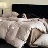 Conjunto Quente de Inverno Espesso de Lã de Leite Quatro Peças Lado Duplo Antiestático Cobertor de Coral Lençol de Cama Lençol com Elástico Capa de Edredom Cor Sólida Simples