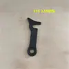 Acessórios para Máquina de Colagem de Fitas de Borda 335: Porta-Agulha, Grampo de Fio, Alavanca de Mola com Altura Ajustável, Chave de Agulha, Guia de Fio, Tubo de Puxar, Base