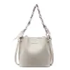 2025 Couro Genuíno Super Quente Bolsa de Balde Portátil Nova Moda Feminina Verão Transversal Mais Fácil de Combinar Sair Exquisite Bolsa de Ombro