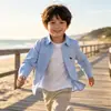 Camisa de manga larga para niños, estilo primavera y otoño, camisa bordada de cachorro, top elegante para niños, moderno, stock del fabricante, al por mayor