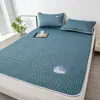 Categoría a Grado Materno e Infantil Set de Tres Piezas de Colchoneta de Látex de Seda de Hielo Verano Sábana Ajustable Dormitorio Estudiante Colchoneta Acondicionada Transpirable