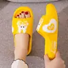 En stock Rápido Cabello Verano Nuevas Pantuflas Mujer Suela Gruesa Exterior Suela Suave Resistente al Desgaste Aumentadoras de Altura Lindas Hogar Impermeable Antideslizante Tiempo