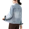 Fotos reales de chaqueta vaquera patchwork en stock para mujer, con un estilo coreano chic y minimalista, y un diseño de ropa de trabajo estilo Hong Kong
