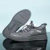 Zapatos Casuales de Cuero para Hombre de Primavera y Otoño Transpirables Antideslizantes Zapatos Deportivos Suela Suave Superficie Suave Versátiles Zapatos de Negocio Zapatos de Malla de Cuero