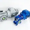 Reductor Pequeño de Engranaje Helicoidal con Motor para RV Color Gris Plateado Caja de Engranajes de Aleación de Aluminio Transmisión Motor al por Mayor