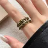 Anillo de Cruz Estilo Vintage Desgastado para Mujer, Nuevo Anillo Simple y de Lujo Ligero Nicho para Dedo Índice, Moderno y Versátil, Diseño Abierto Ajustable