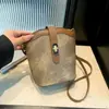 Bolsa Pequena Vintage Bolsa Feminina 2024 Nova Popular Bonita Outono e Inverno Têxteis Bolsa Transversal Moda Bolsa de Ombro Estilo Balde