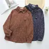 Coleção Primavera 2026: Cardigan Feminino Loose de Camisa com Manga Longa, Dupla Camada, Floral Pequeno, Estilo Artístico - Atacado