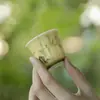 Taza de té de bambú con sombra lateral de piedra pintada a mano de Mo Ji Yue Huang, juego de té de kung fu, taza de té pequeña de cerámica, taza de té casera, taza individual, taza pequeña