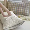 Capa de Almofada com Tira Anti-Queda, um Par de Capas de Almofada Acolchoadas de Algodão Espesso Lavadas Anti-Derrapantes Absorventes de Suor, Capa Única para Todas as Estações
