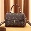 Bolsos para Mujer 2026 Nuevo Estilo Mamá de Mediana Edad Bolso de Mano de Alta Gama para Dama Bolso Cruzado de Hombro Bolso Cuadrado Pequeño Fabricante