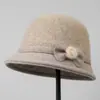 Novo chapéu de inverno feminino para mulheres de meia-idade e idosas, chapéu de pescador de lã quente e forrado com fleece para senhoras, estiloso e elegante