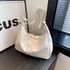 Bolsa Feminina de Moda de Alta Qualidade com Textura de Grande Capacidade Nova 2023 Bolsa Tote Simples e Moderna que Combina com Tudo Trabalho Deslocamento Bolsa de Ombro