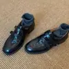 Mocassins estilo retrô, bico profundo, fecho de velcro para mulheres, nova coleção outono 2026, sem cadarço, salto baixo, versátil e adequado para o trabalho