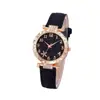 Reloj de Mujer Modelo Nuevo Transfronterizo, Moda Deportiva, Casual, Lujo Ligero, Patrón de Estrella de Mar Incrustado con Diamantes Correa de Cuero Reloj de Cuarzo para Mujer