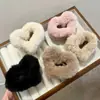 Pinza para el Cabello de Peluche con Forma de Corazón para Otoño e Invierno, Pinza para el Cabello para Mujeres, Pinza Tiburón Peluda de Alta Gama 1